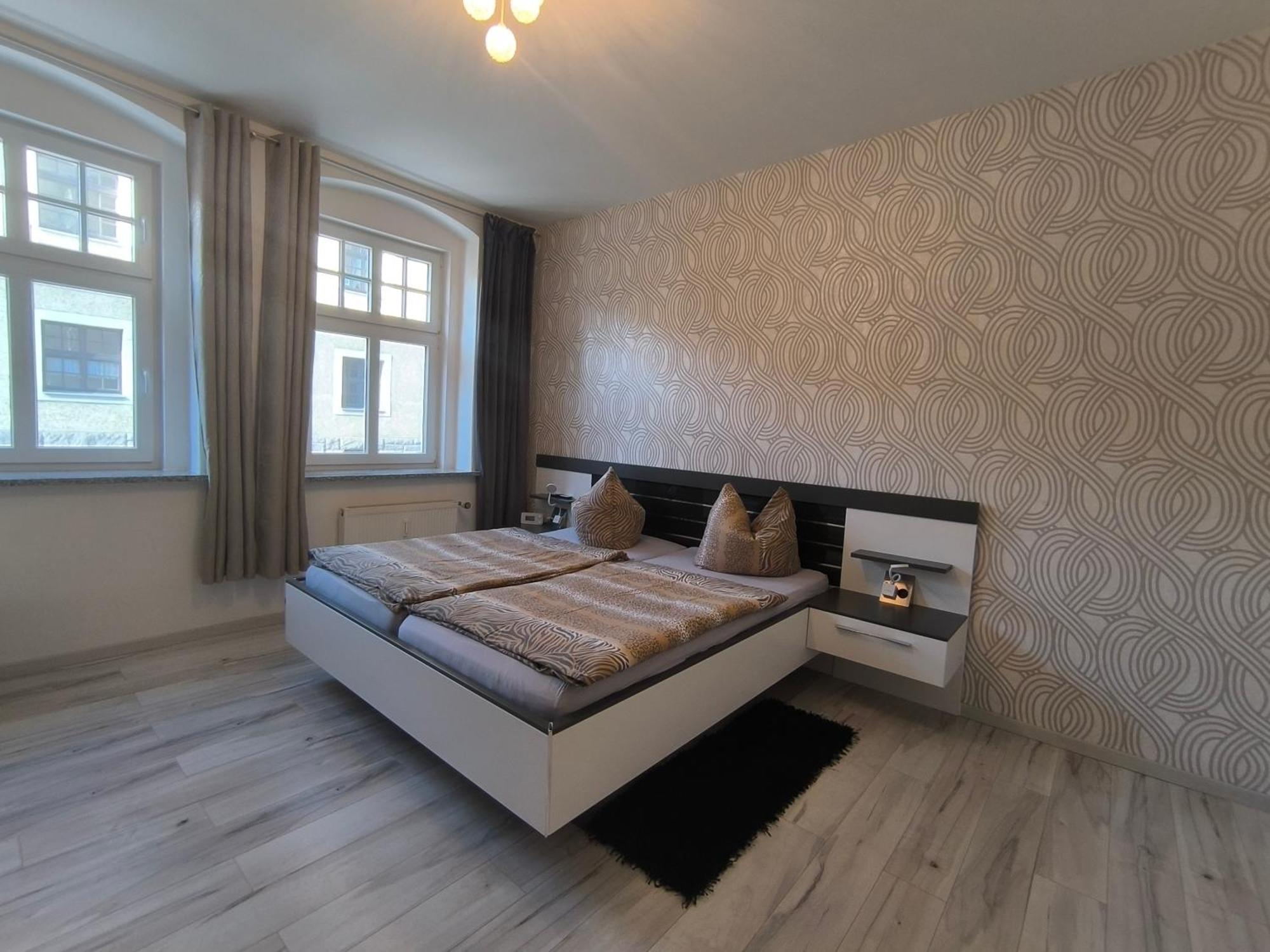 Hochwertige Ferienwohnung/Zentrumsnahe Lage! ライヒェンバッハ・イム・フォークトラント エクステリア 写真